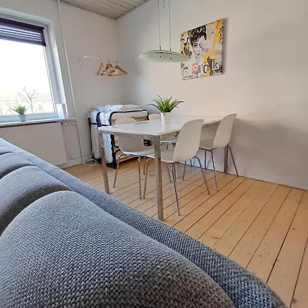 Bright And Near Business School *